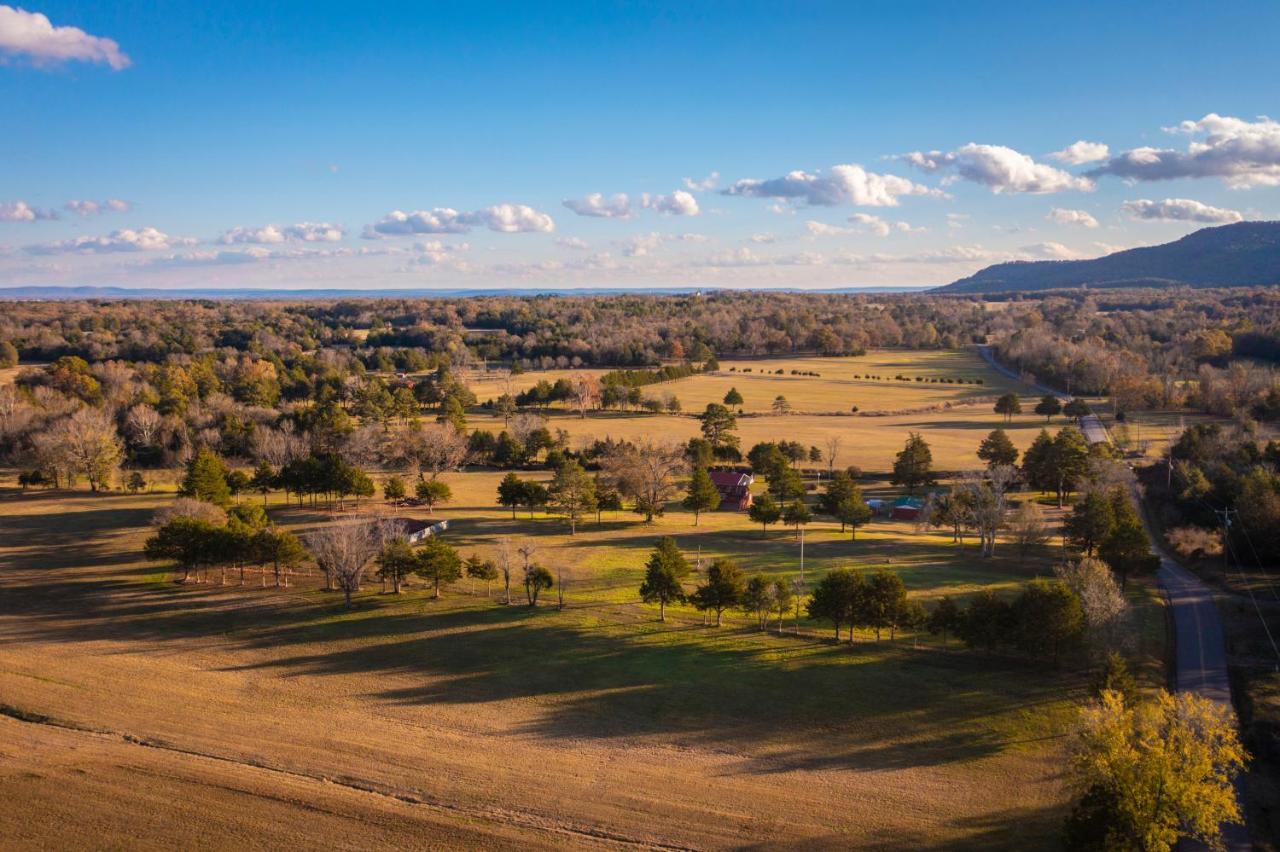 Nebo'S Foot, Hiking And Biking Escape With Game Shed Βίλα Dardanelle Εξωτερικό φωτογραφία